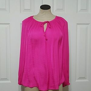 Jennifer Lopez blouse